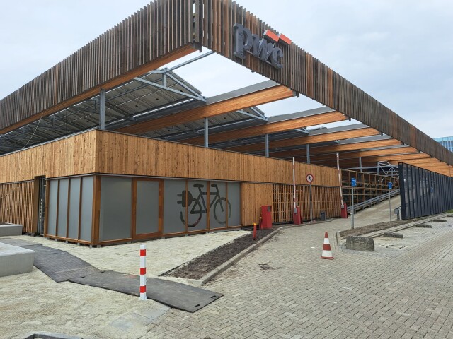 26 PWC overkapping parkeergarage Amsterdam