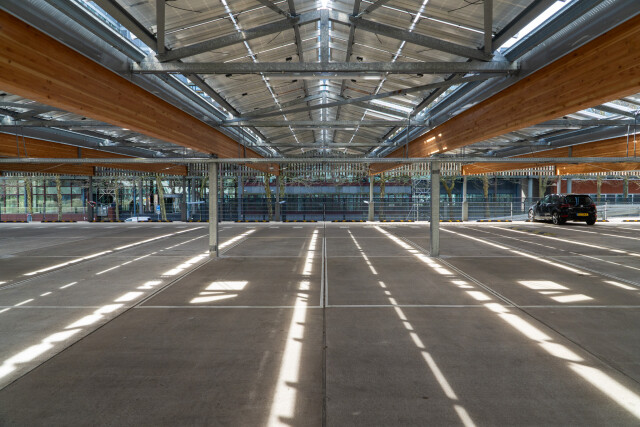 43 PWC overkapping parkeergarage Amsterdam