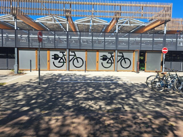 59 PWC overkapping parkeergarage Amsterdam