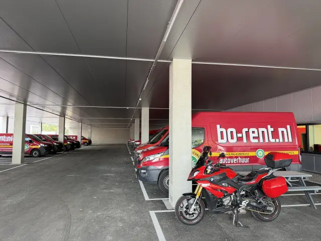 60 Bo rent en Redbox Rotterdam