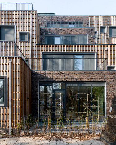 AICS, Amsterdam 3630
