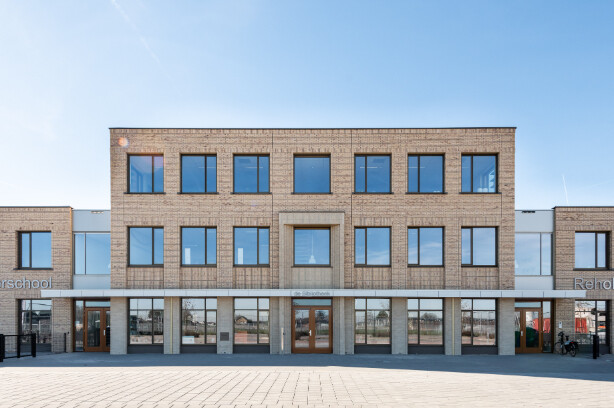 Brede school windvaan 6 Moerkapelle 9829