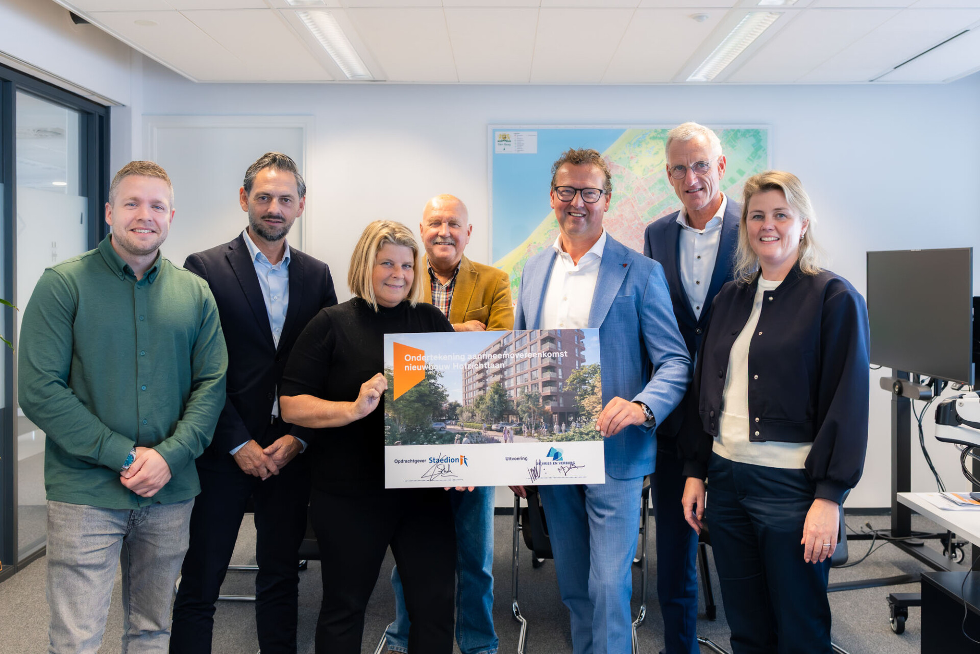 Contractondertekening Hofzichtlaan Den Haag