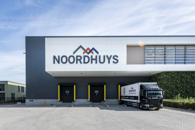 Nieuwbouw bedrijfspand Noordhuys Tomatoes   Oude Tonge 8326