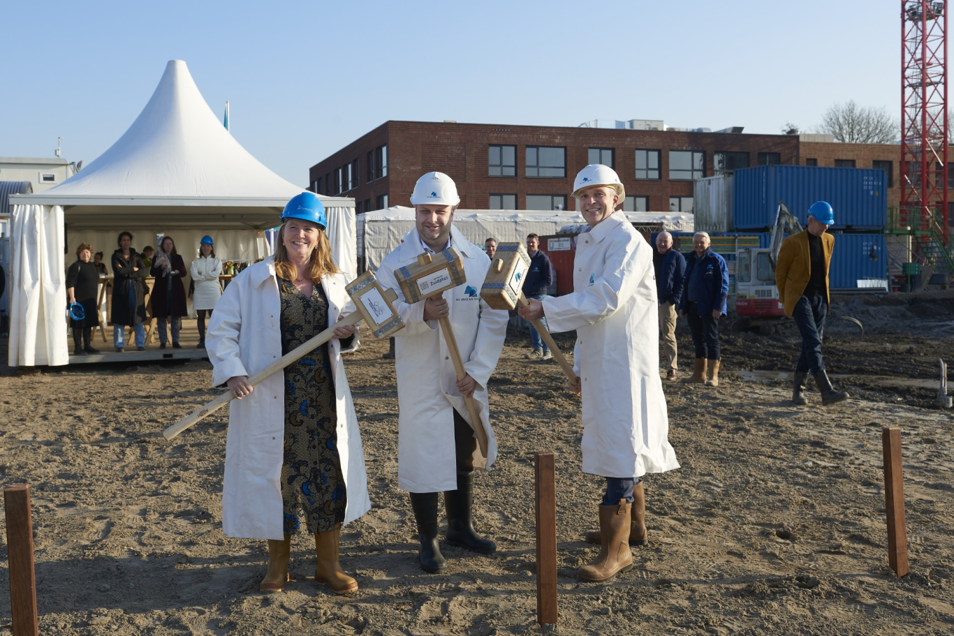Start aanleunwoningen Van 't Verlaat Zevenhuizen