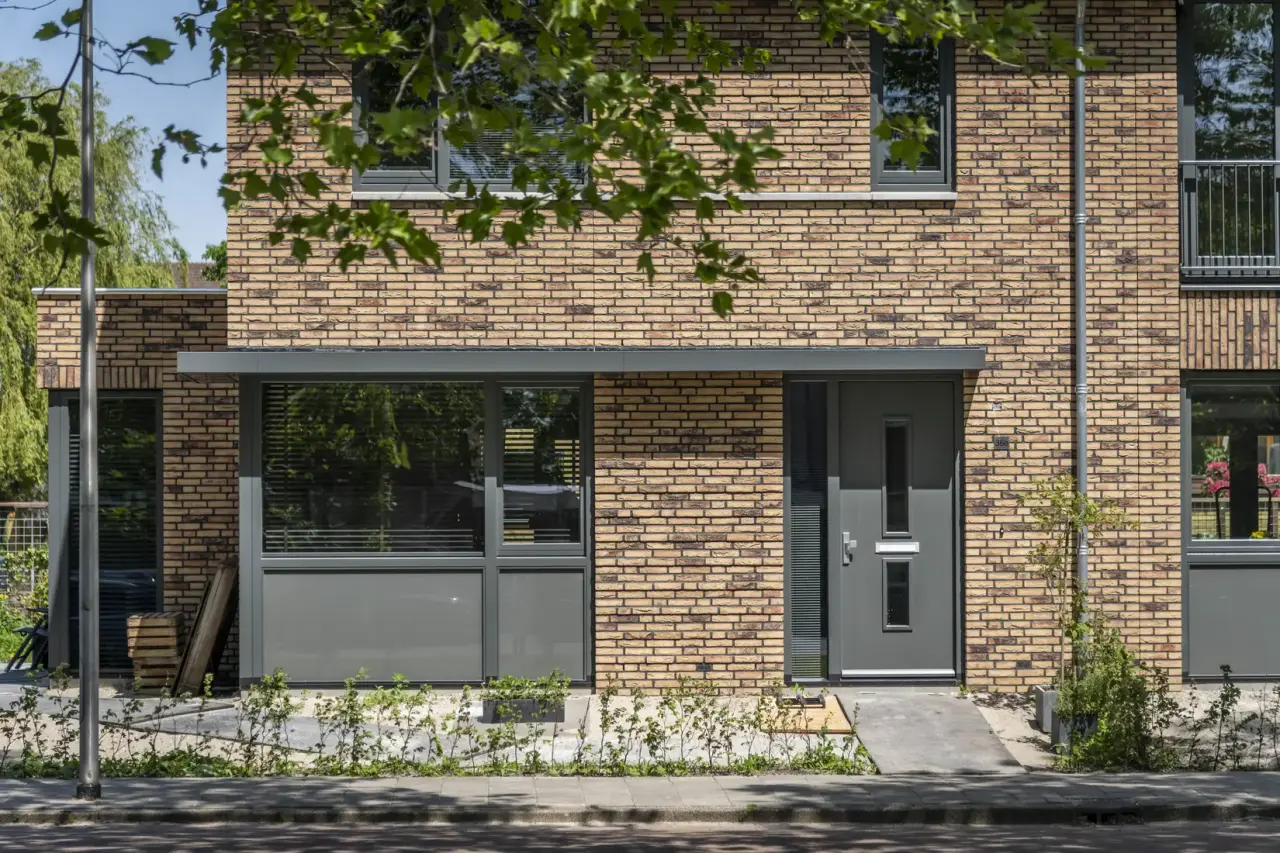 V Plataan  Berkenwoude 4630