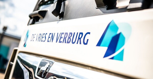 Vrachtwagen De Vries en Verburg   NIEUWS